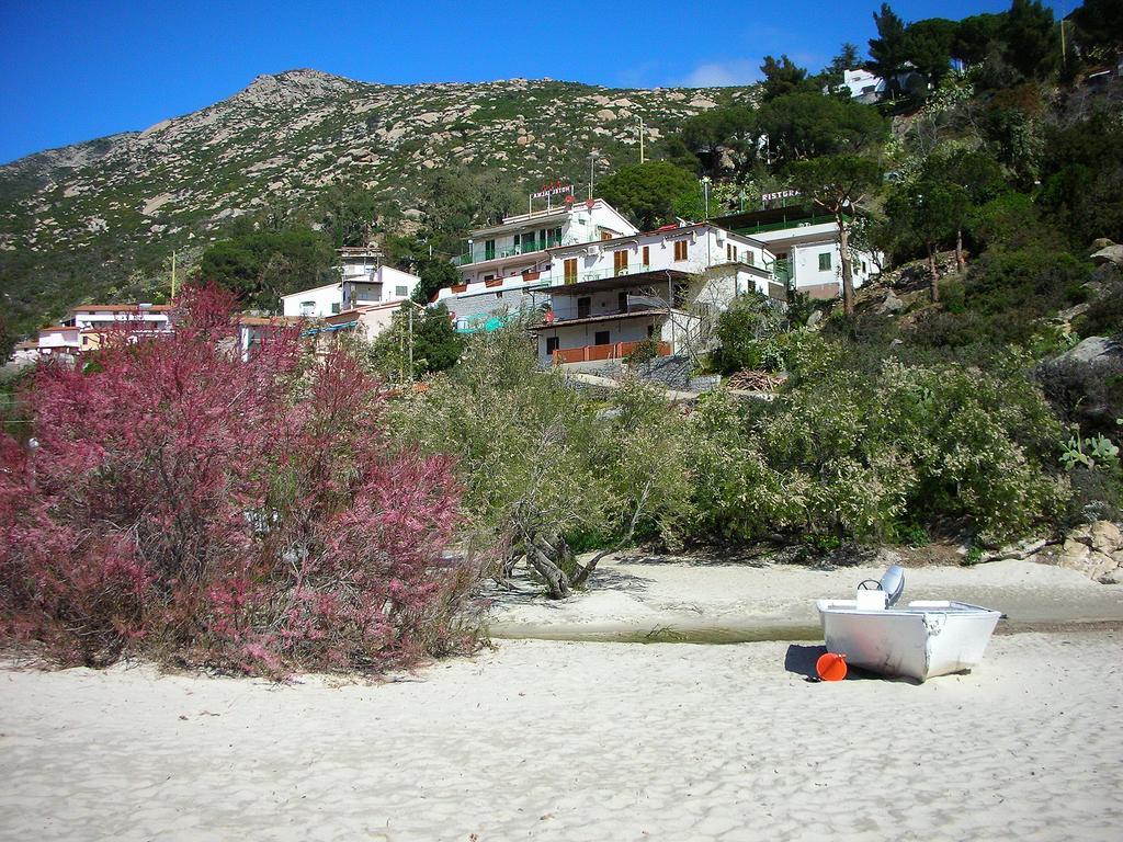 Hotel Alma Fetovaia Luaran gambar