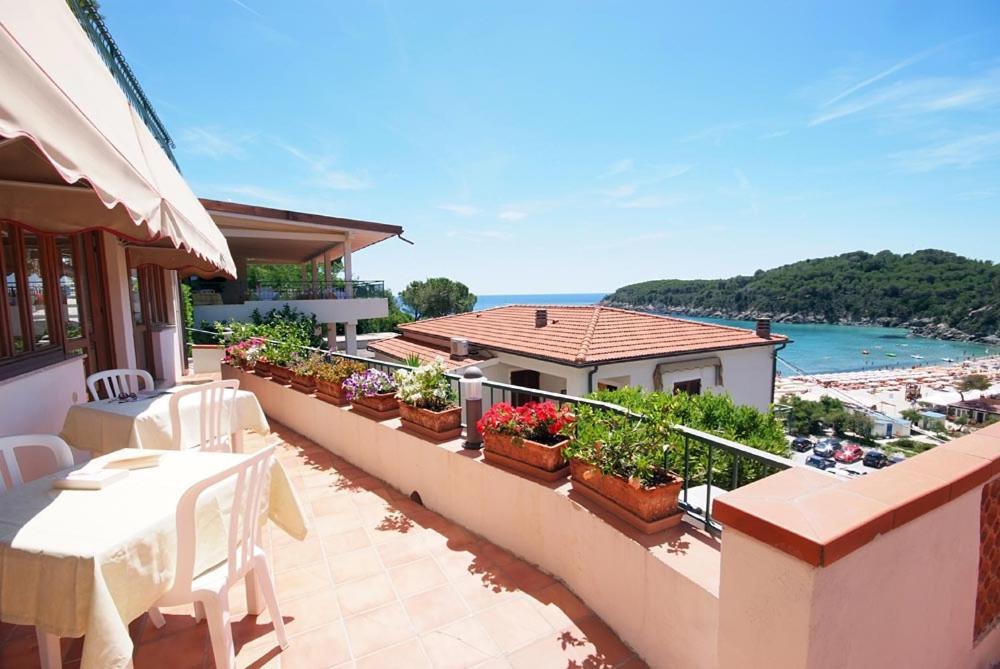 Hotel Alma Fetovaia Luaran gambar