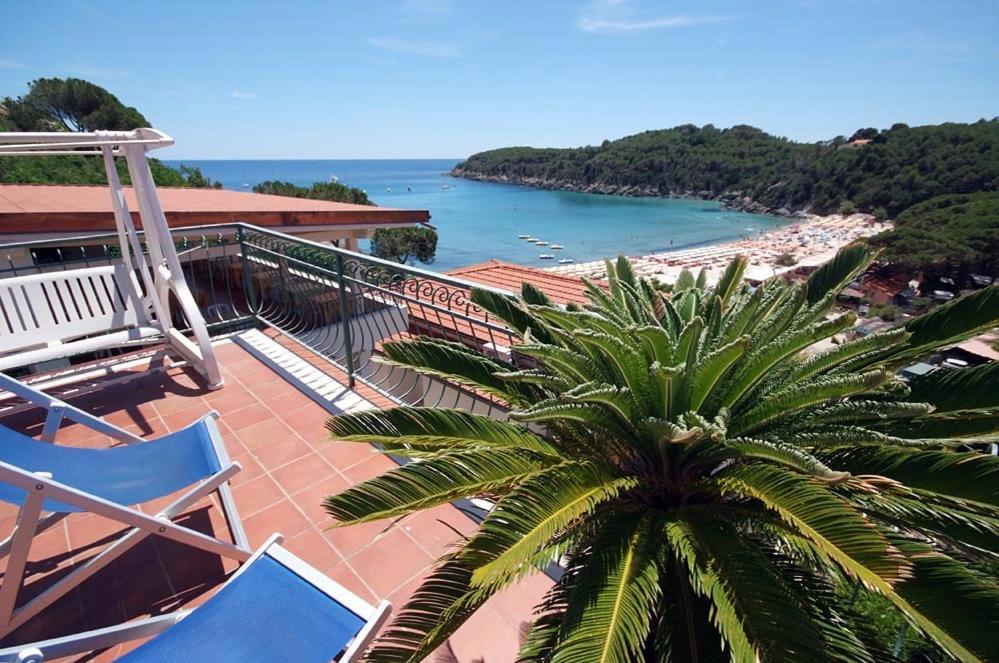 Hotel Alma Fetovaia Luaran gambar
